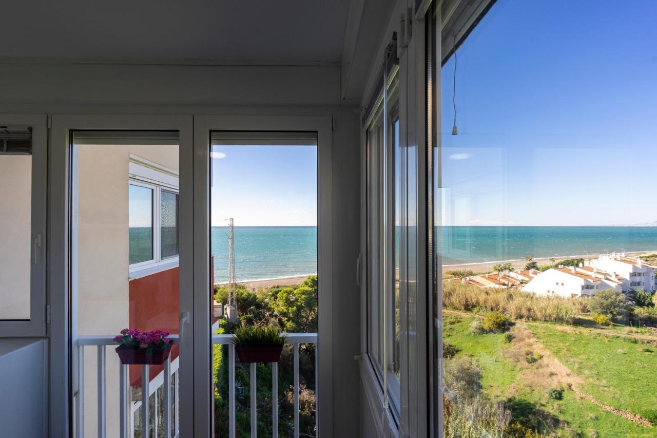 Wintowinrentals Sunny Side, Pool, Wifi & Sea View ベナハラフェ エクステリア 写真